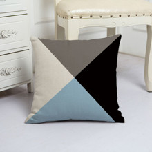 Подушка декоративна Triangles 45 х 45 см оптом (код товара: 56252)