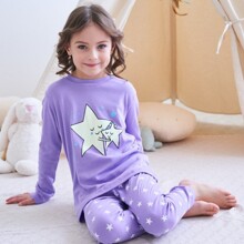 Піжама для дівчинки з довгим рукавом люмінесцентна принтом зірки фіолетова Stars оптом (код товара: 57179)
