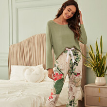 Комплект женский домашний 2 в 1: лонгслив и штаны с цветочным принтом Tropics оптом (код товара: 59679)