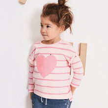 Лонгслив для девочки в полоску с изображением сердца розовый Princess оптом (код товара: 59649)