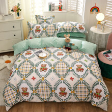 Комплект постельного белья с животным и цветочным принтом зеленый с белым Teddy bear (двуспальный-евро) оптом (код товара: 60221)